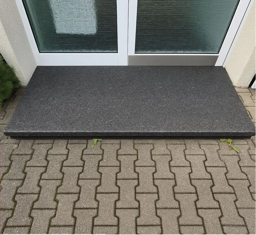 Podeste & Eingänge: sanierte Treppe mit InnoStone Naturstein – Treppensanierung Mainfranken